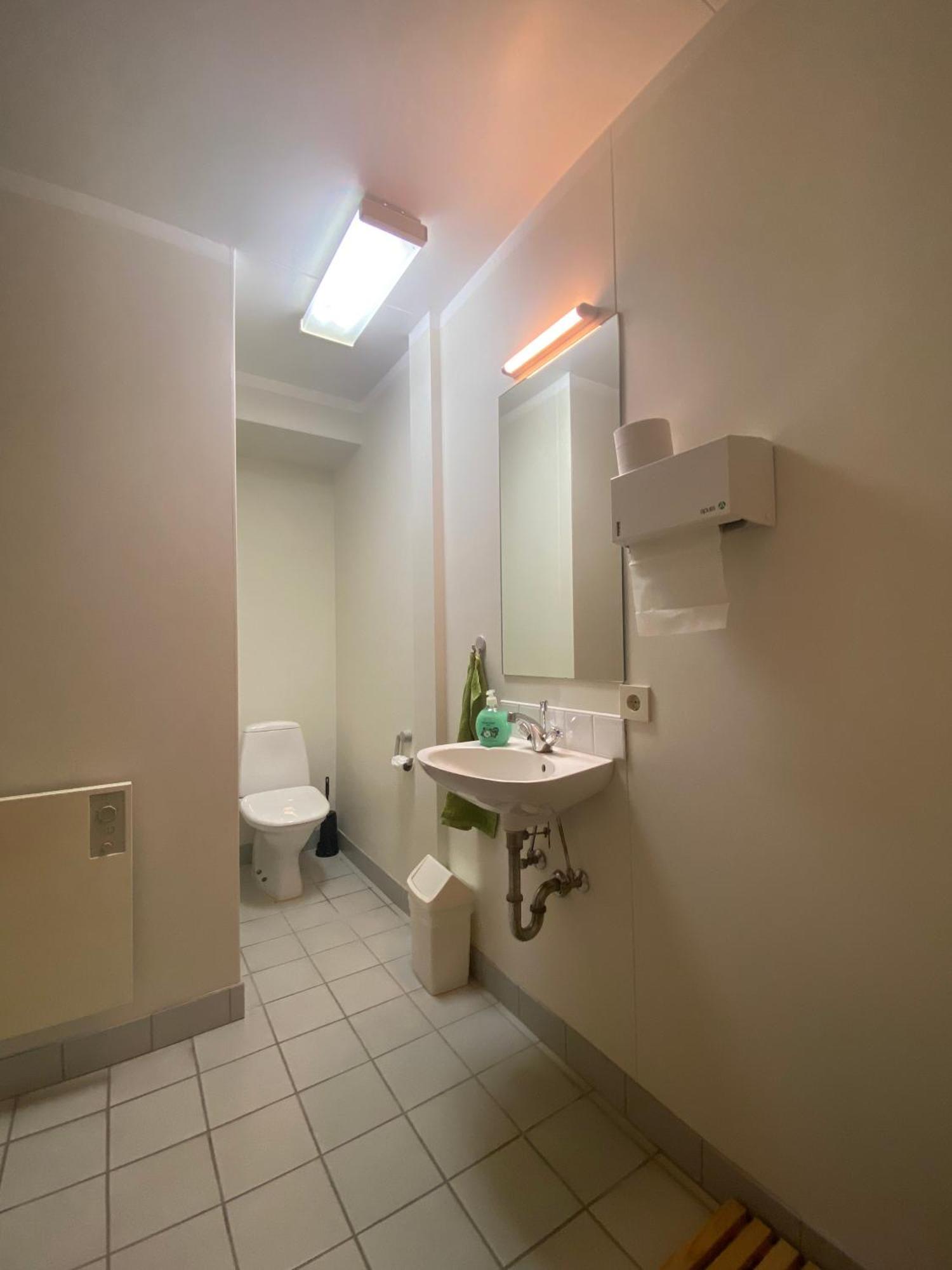 Guesthouse Hraunbaer Athaldalur Bagian luar foto
